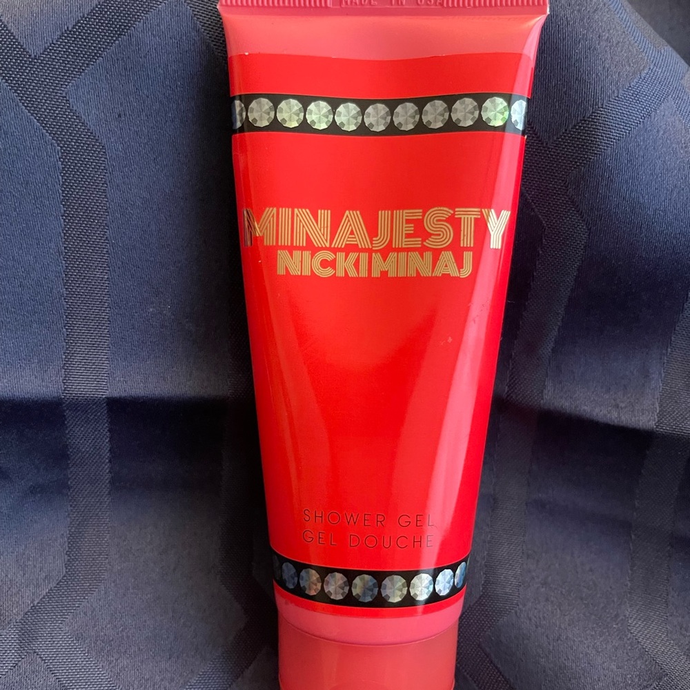 NWOT Minajesty by Nicki Minaj Shower Gel